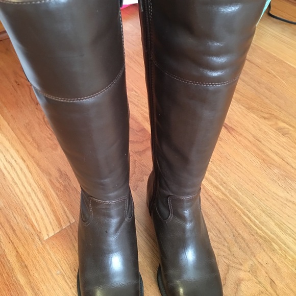 COPY - Andre Assous water proof boots, sz 7 - Picture 4 of 6